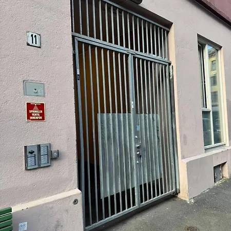 Appartement Entire Two Bedrooms In The Heart Of